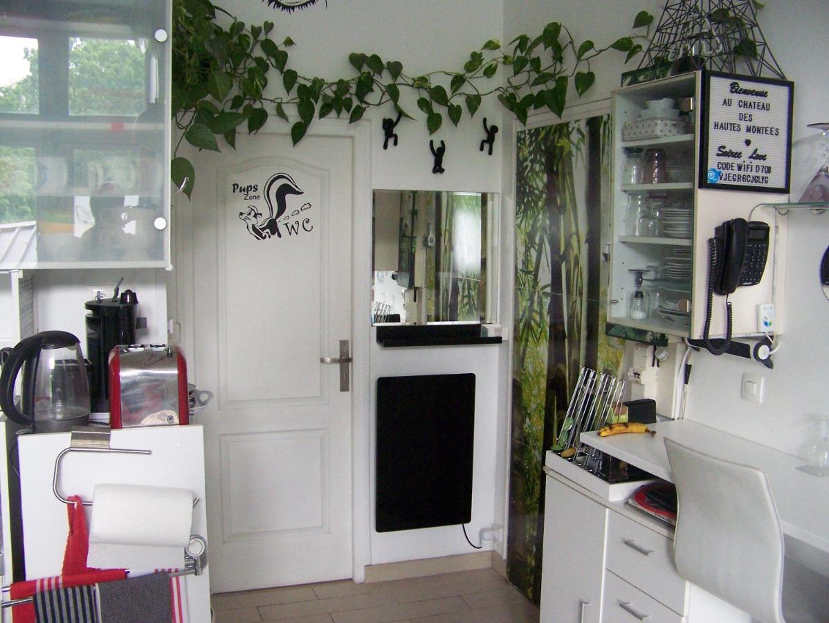 Charmant Studio Au Calme Tout Confort Dans Chateau Neo Gothique Proche Zenith Comet Orleans Parking Voiture Gratuit Wifi Haut Debit Rue Des Montees Экстерьер фото
